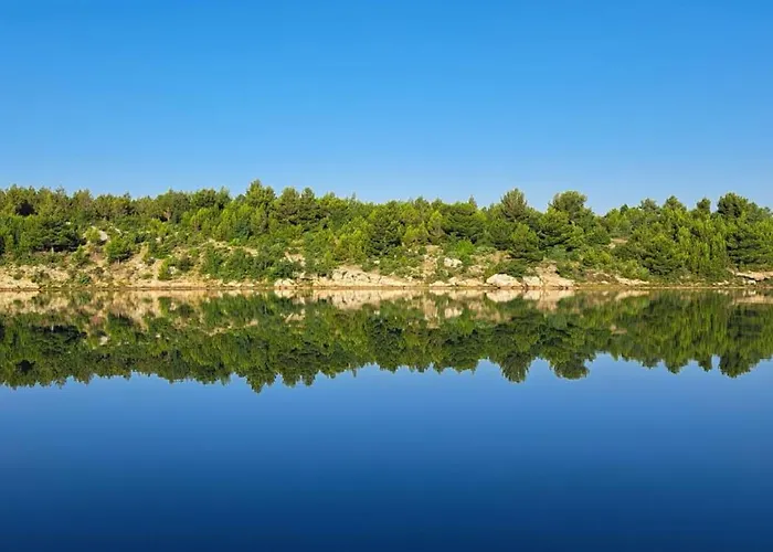 Daire Mystica - Charming On The Kruševo