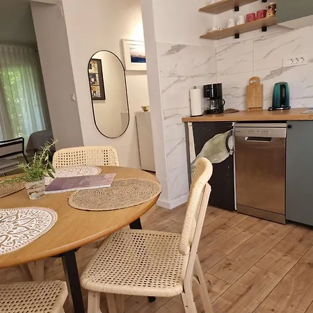 Mystica - Charming On The Appartement *